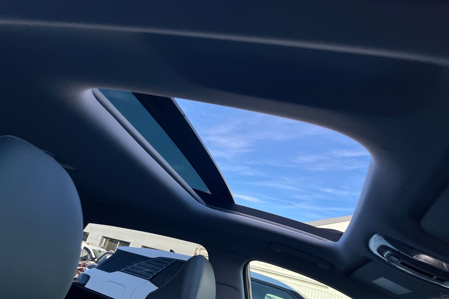 Hyundai KONA Photo 34