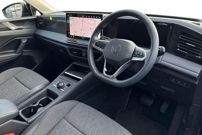 VOLKSWAGEN Tiguan Photo 6