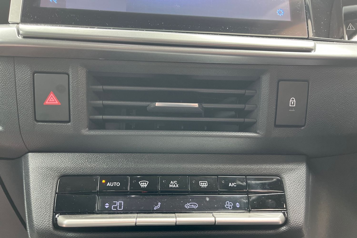Vauxhall FRONTERA Photo 35