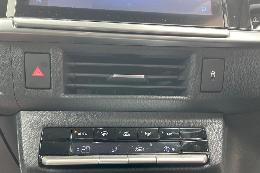 Vauxhall FRONTERA Photo autoimg-564d84c2c9d3bb4200c2466e3d37b6d129911d56.jpg