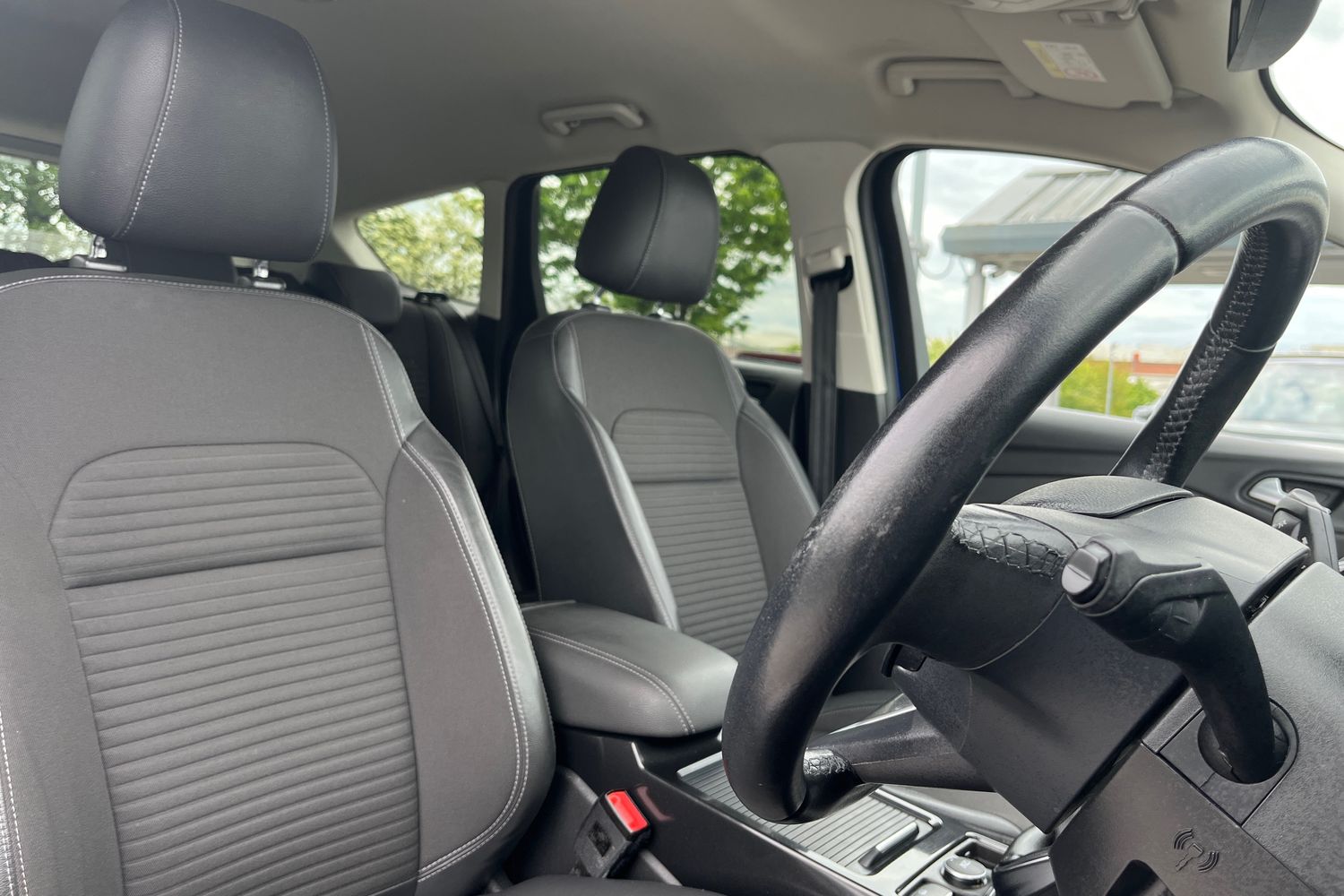 Ford KUGA Photo 16