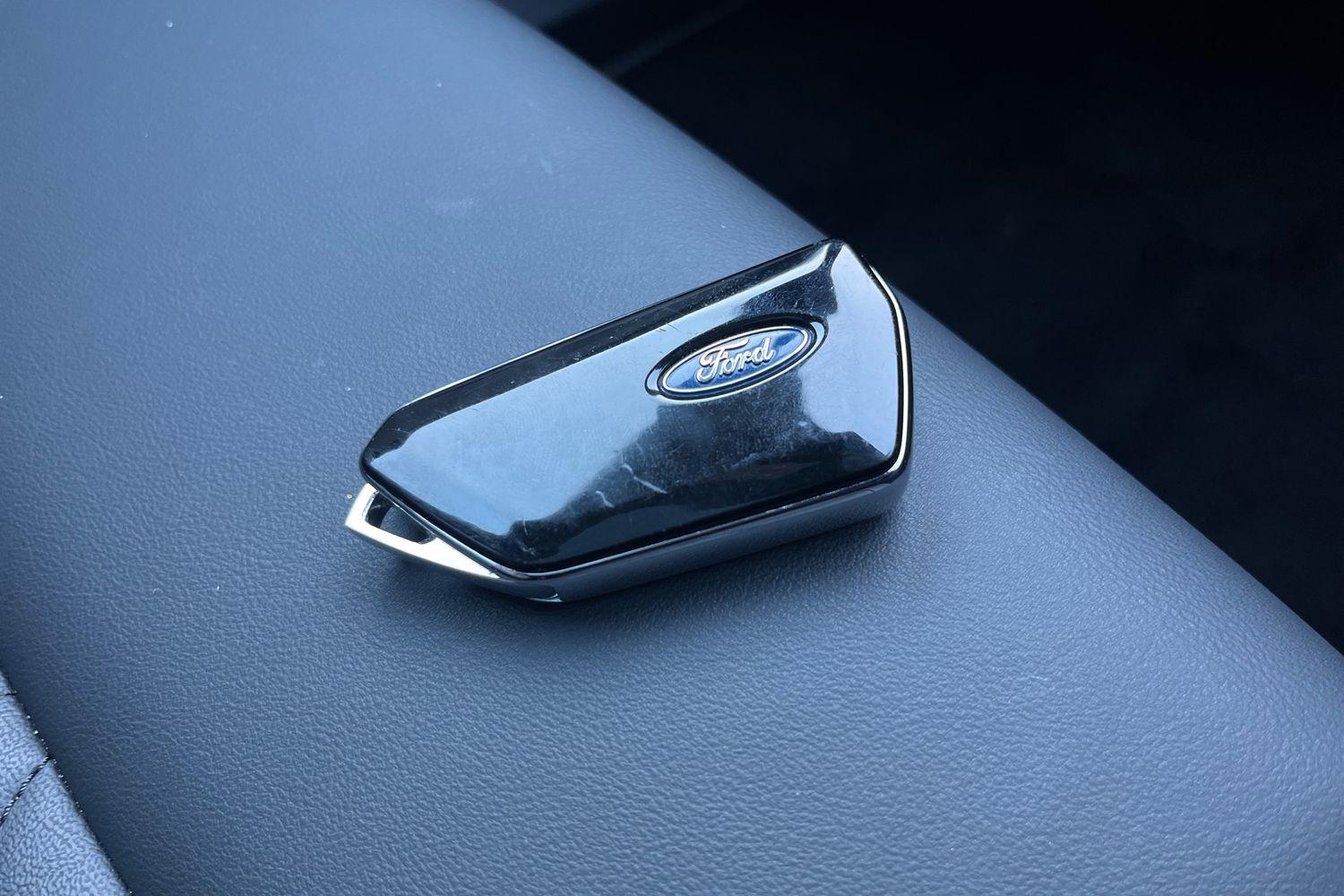 Ford Explorer Photo 21