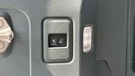 Land Rover Defender Photo 26