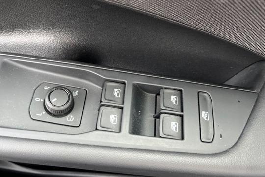 Volkswagen T-roc Photo autoimg-565aba947abb5312788ebd5f9d85243a600f6dd9.jpg