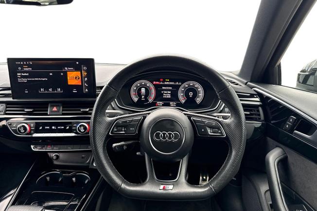 AUDI A4 Avant Photo 11