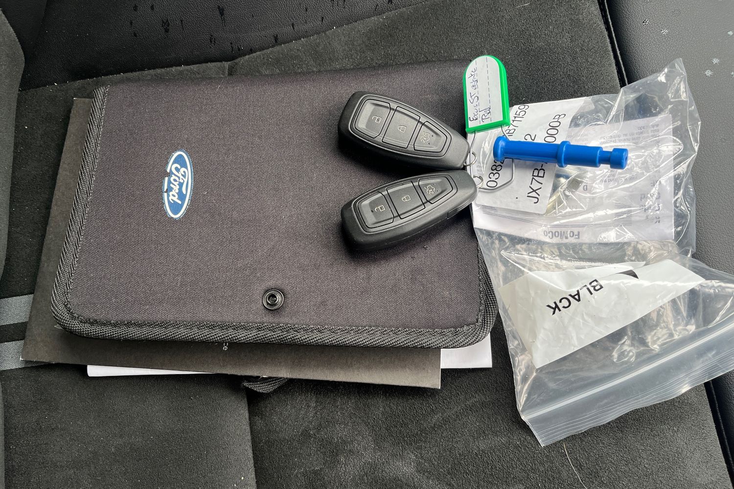 Ford FOCUS Photo 21