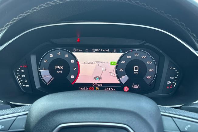 AUDI Q3 Photo 30