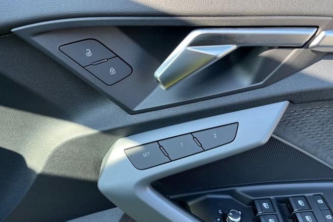 AUDI S3 Photo 49