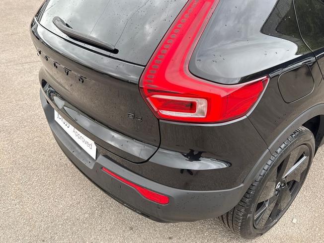 VOLVO Xc40 Photo 24