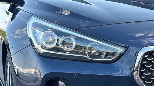 Hyundai i30 Photo autoimg-566b9bb34991dba451a062542664b127c74fb400.jpg
