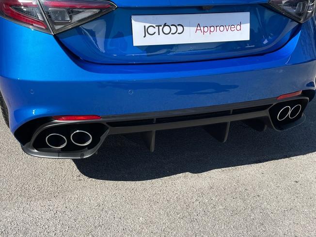 ALFA ROMEO Giulia Photo 26