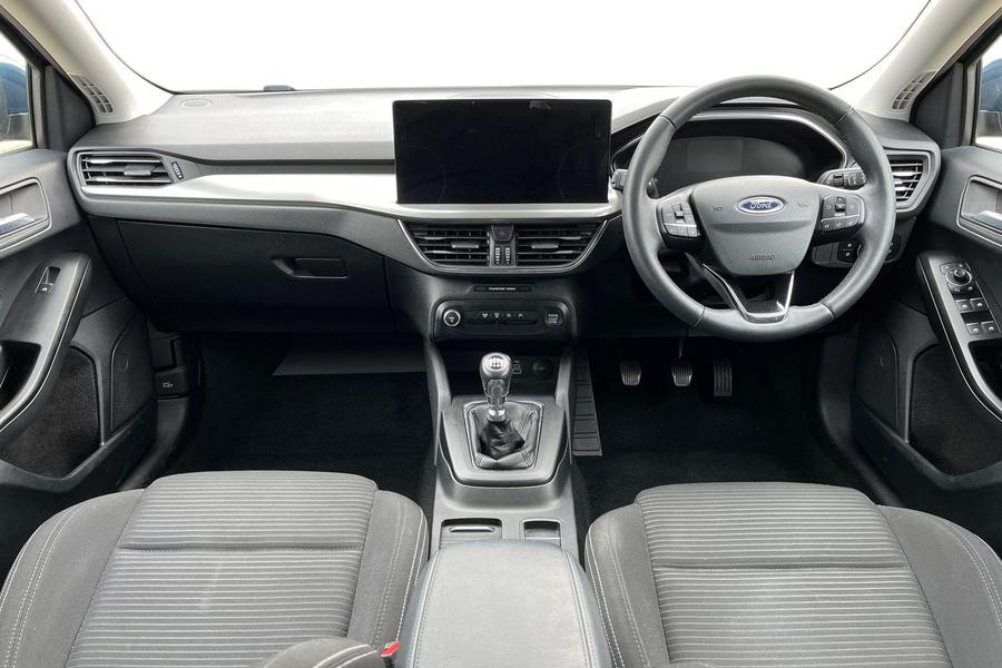 Ford Focus Photo autoimg-566dd0f6c15f2e8d59095ecd2cef1fd1aad33ccb.jpg