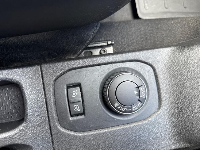 DACIA Duster Photo 28