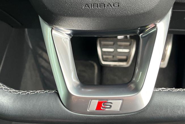 AUDI Q3 Photo 27