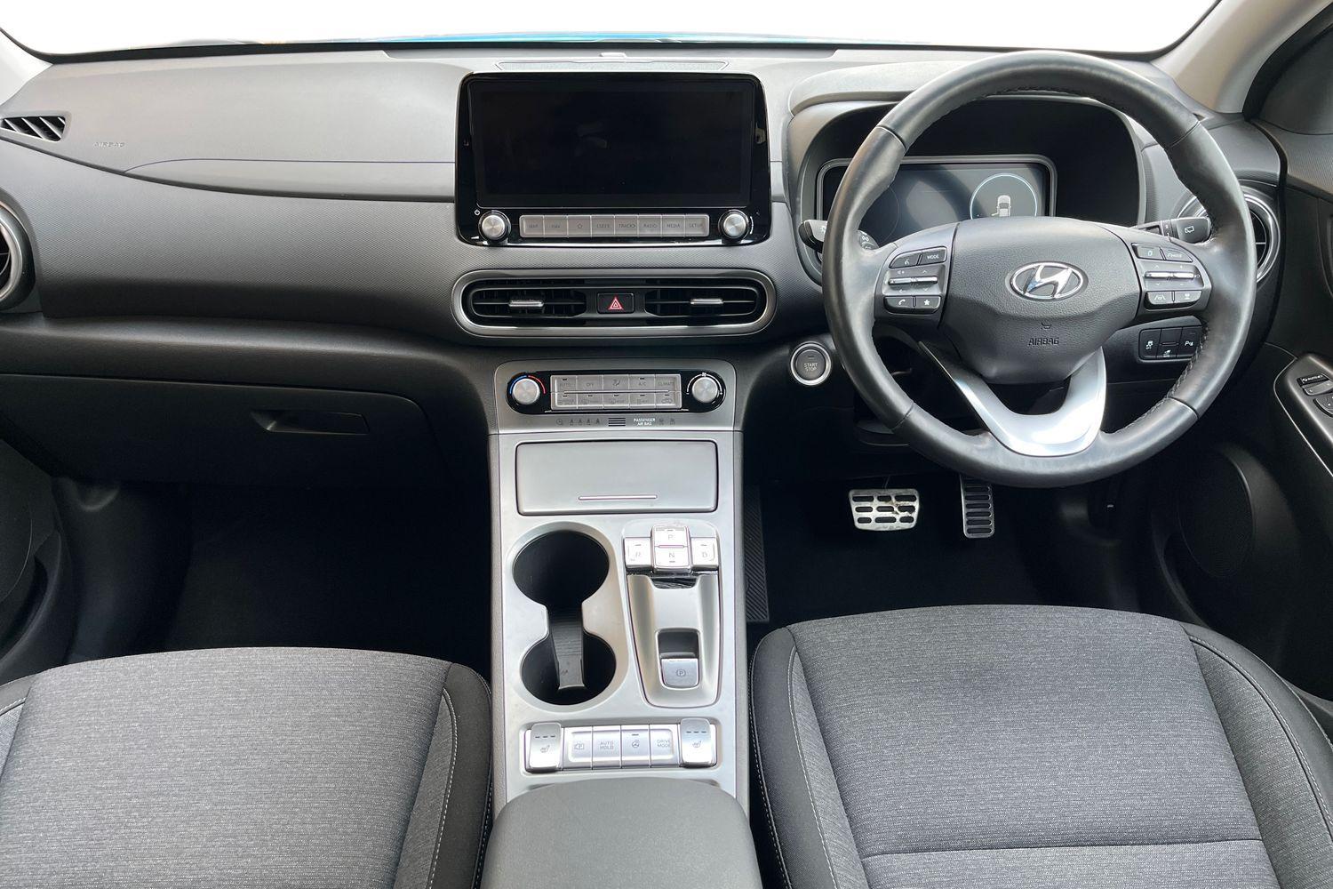 Hyundai KONA Photo 9
