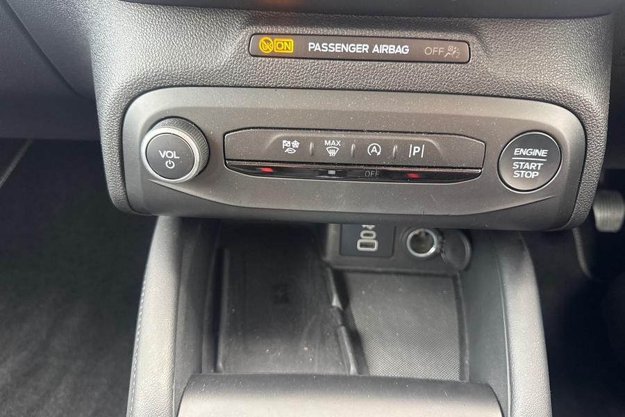 Ford FOCUS Photo autoimg-567a0c0e6f60a1241cf4c433267f499812420ea8.jpg