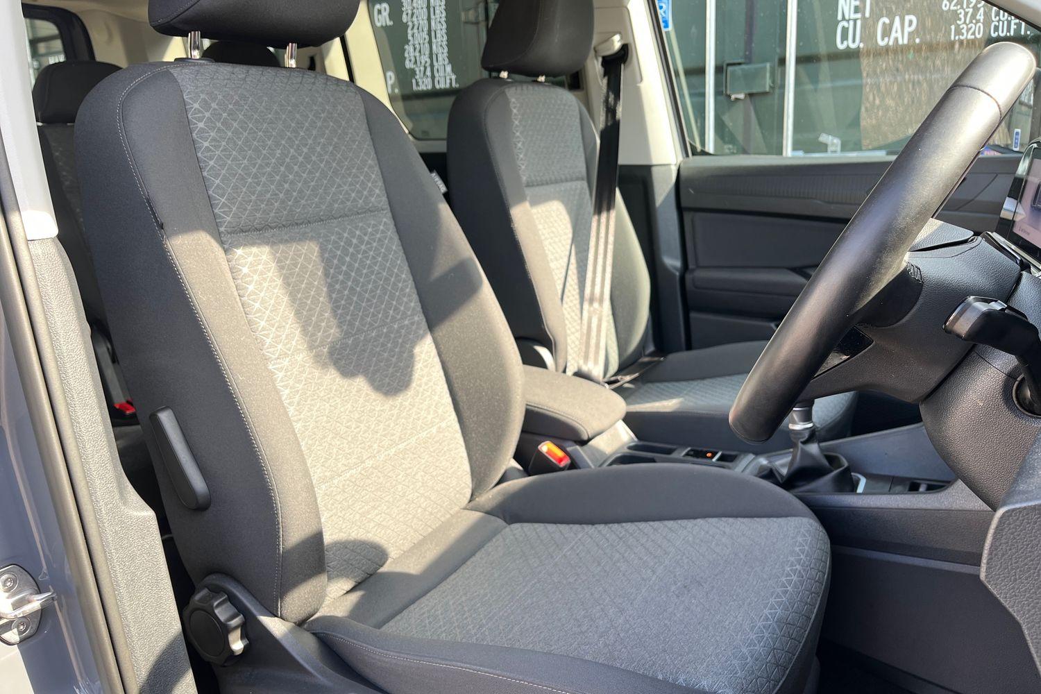 Ford TOURNEO CONNECT Photo 16
