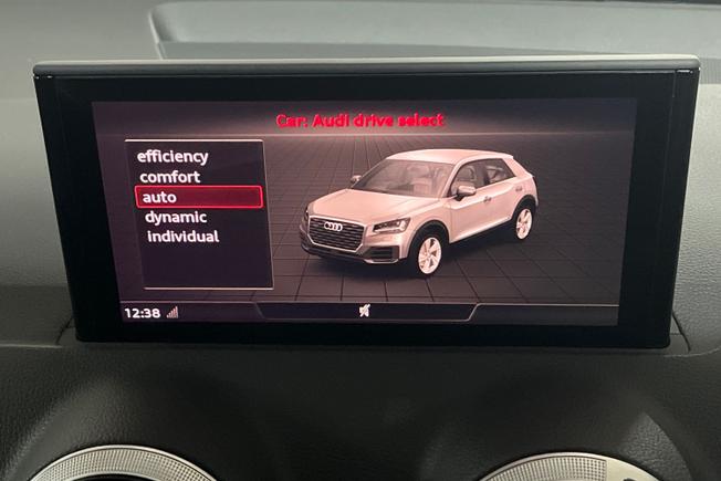 AUDI Q2 Photo 21