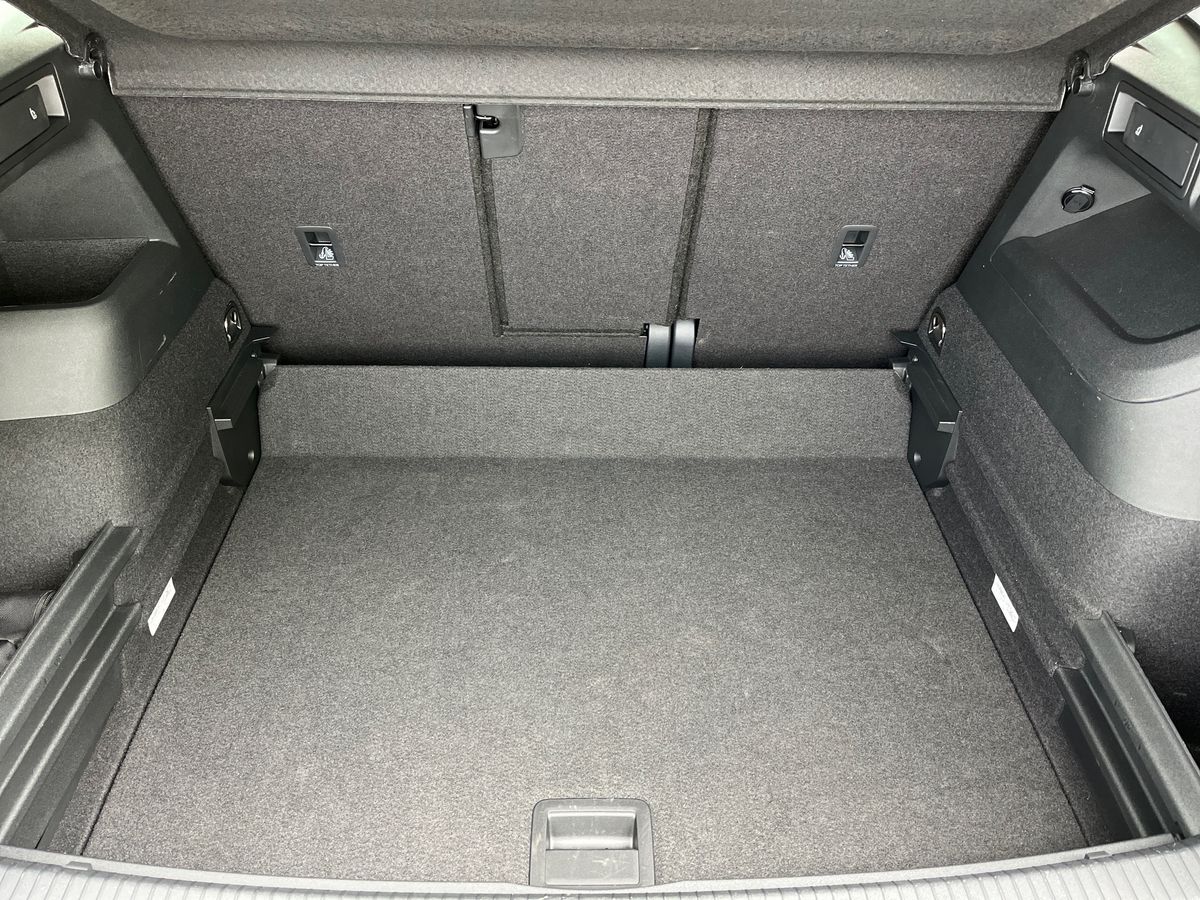 Volkswagen Tiguan Photo autoimg-567d327e37960aefd7487938f15b15e64758d334.jpg