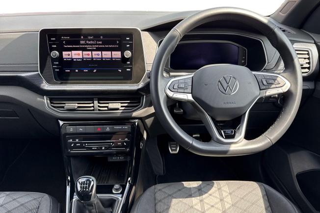 VOLKSWAGEN T-Cross Photo 11