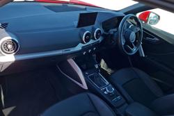 Audi Q2 Photo 2