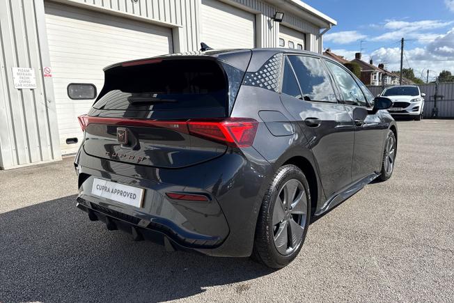 CUPRA Born Photo 22