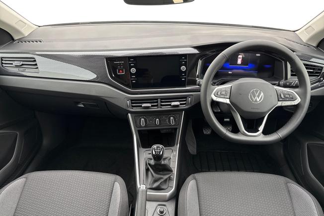 VOLKSWAGEN Polo Photo 10