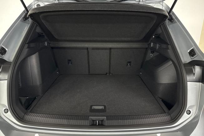 VOLKSWAGEN Tiguan Photo 12