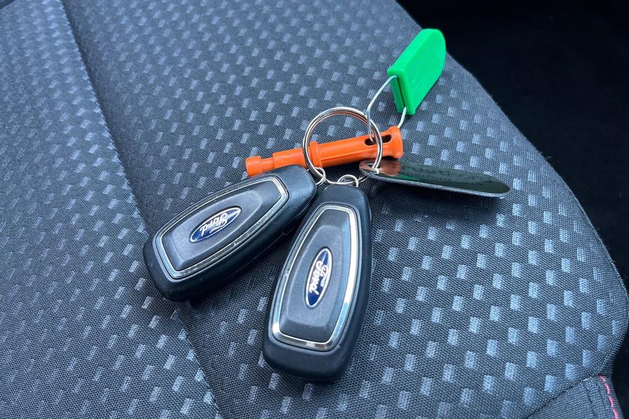 Ford Focus Photo autoimg-568cea37e0257059387fdd5cde36bc242dc502ba.jpg