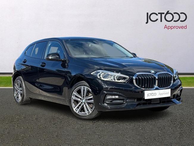 BMW 1 Series Photo 1