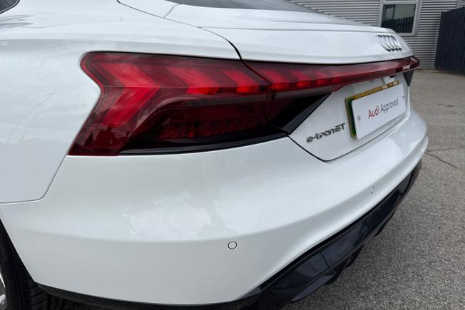 AUDI E-Tron Gt Photo 28