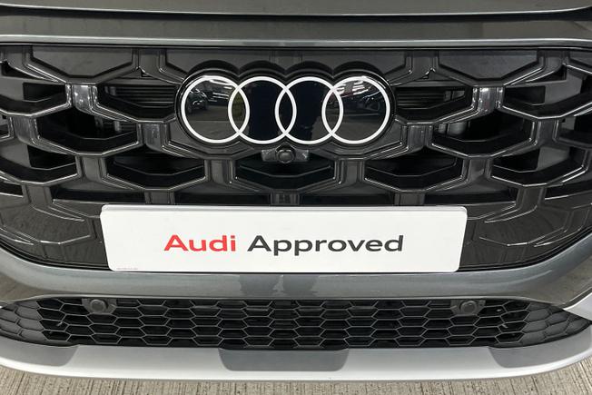 AUDI Q3 Photo 39