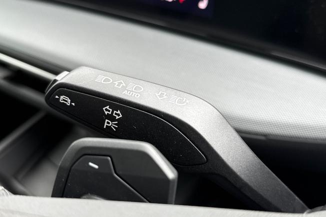 AUDI Q4 e-tron Photo 39