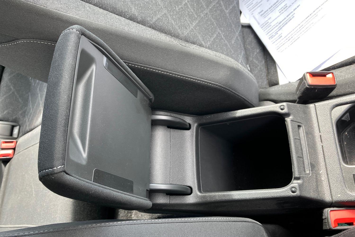 Volkswagen GOLF Photo 32