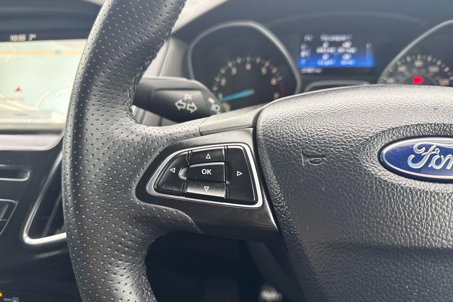 Ford Focus Photo autoimg-56932c414e2df5a5ff4b569265ca0429929e3a2e.jpg