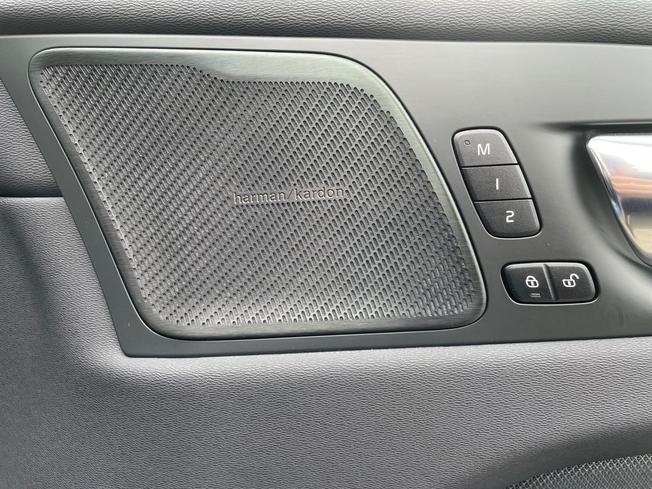 Volvo XC60 Photo 29