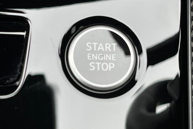 Audi A6 Saloon Photo 25
