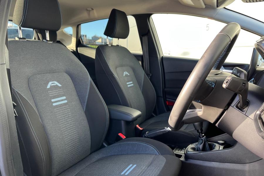 Ford Fiesta Photo autoimg-569b4112ef7b864149ff175364f4143c29987308.jpg