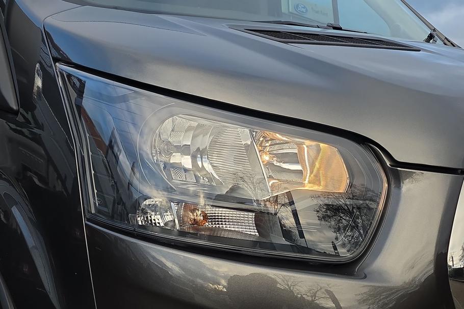 Used Ford E- TRANSIT 22