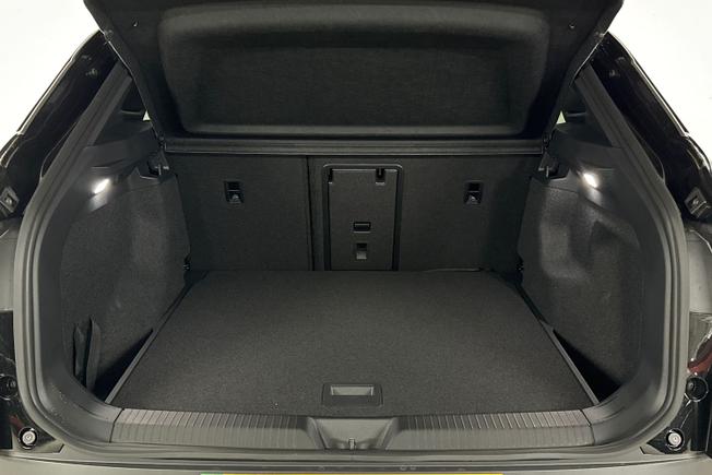 Volkswagen ID.4 Photo 12