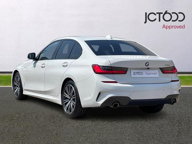 BMW 3 Series Photo 3