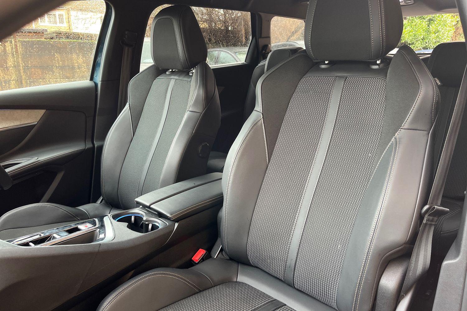 Peugeot 5008 Photo 18