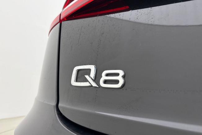 AUDI Q8 Photo 27