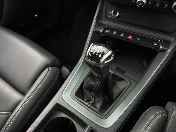 Audi Q3 Photo autoimg-56b114b05a0afbe9ac3fa02bc62f7af7fa5f7dcd.jpg