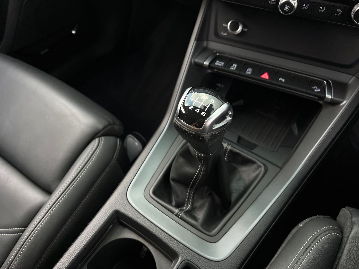 Audi Q3 Photo 12