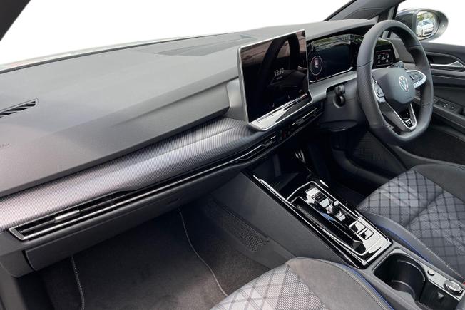 VOLKSWAGEN Golf Photo 2