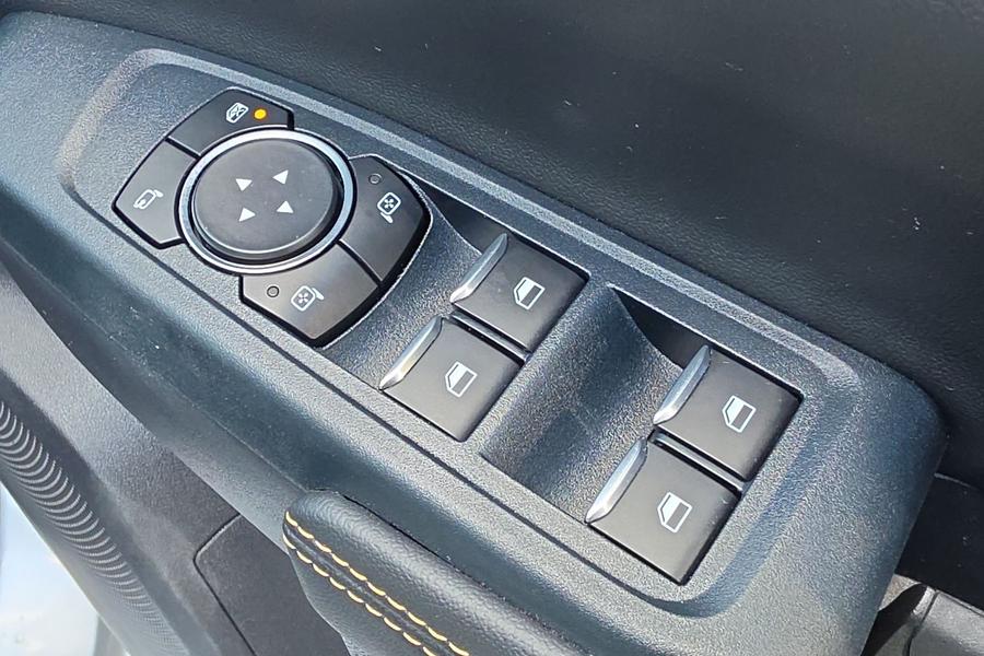Ford RANGER Photo autoimg-56b3c7e630f1930746030f528f78dd2540ccc8a5.jpg