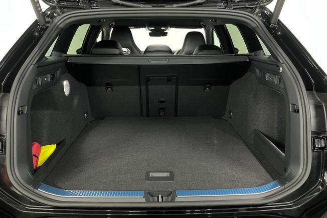 VOLKSWAGEN Passat Photo 12