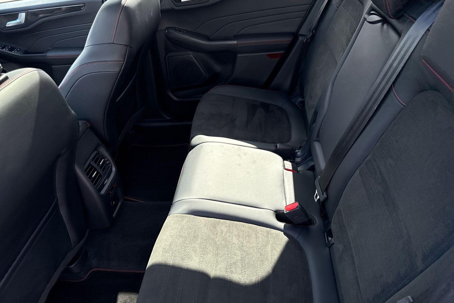 Ford KUGA Photo 19