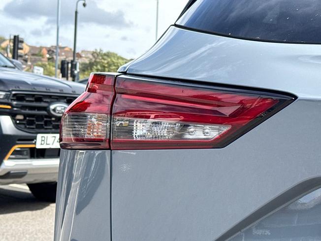 NISSAN Qashqai Photo 34